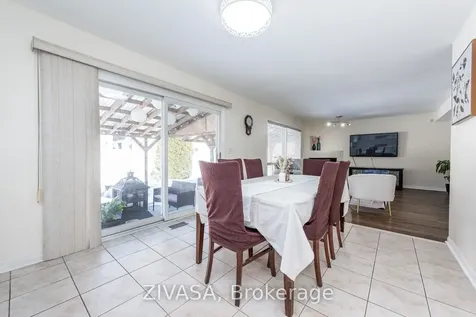 10 Upshall Drive Brampton ON L6P 1E1