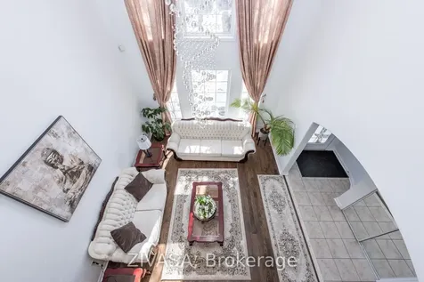 10 Upshall Drive Brampton ON L6P 1E1