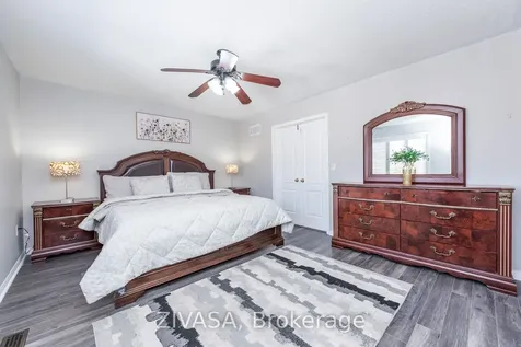 10 Upshall Drive Brampton ON L6P 1E1