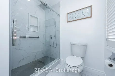 10 Upshall Drive Brampton ON L6P 1E1