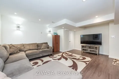 10 Upshall Drive Brampton ON L6P 1E1