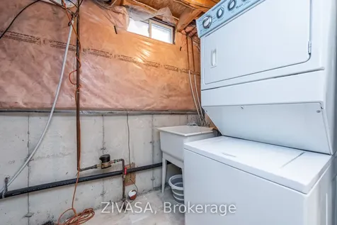 10 Upshall Drive Brampton ON L6P 1E1