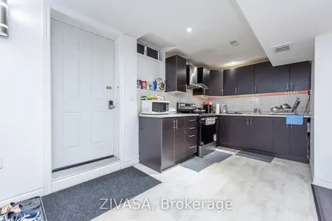 10 Upshall Drive Brampton ON L6P 1E1