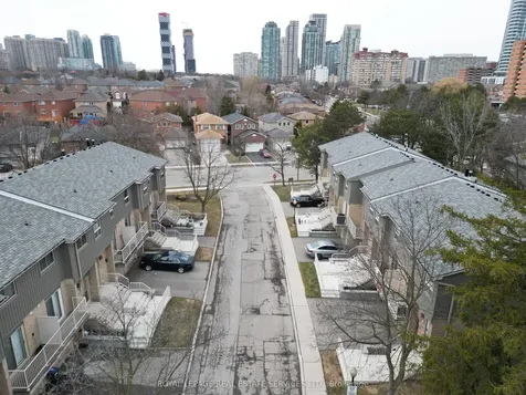 60 Hanson Road Mississauga ON L5B 2P6