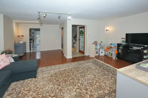 60 Hanson Road Mississauga ON L5B 2P6