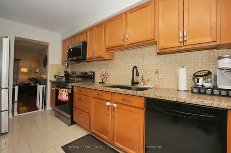 60 Hanson Road Mississauga ON L5B 2P6