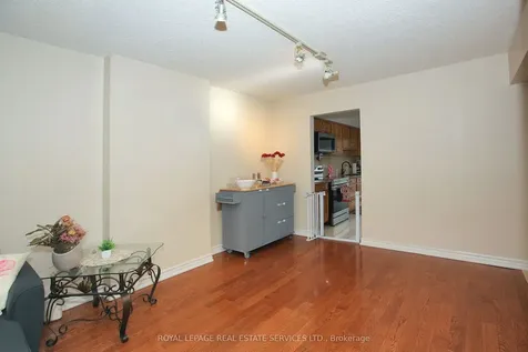 60 Hanson Road Mississauga ON L5B 2P6