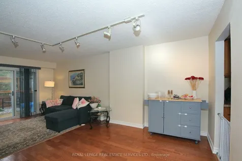60 Hanson Road Mississauga ON L5B 2P6