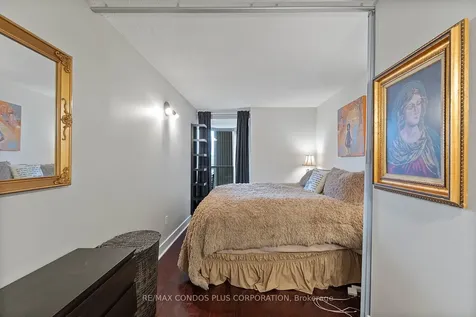 2045 Lake Shore Boulevard W Toronto ON M8V 2Z6