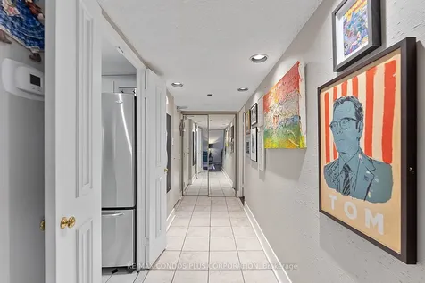 2045 Lake Shore Boulevard W Toronto ON M8V 2Z6