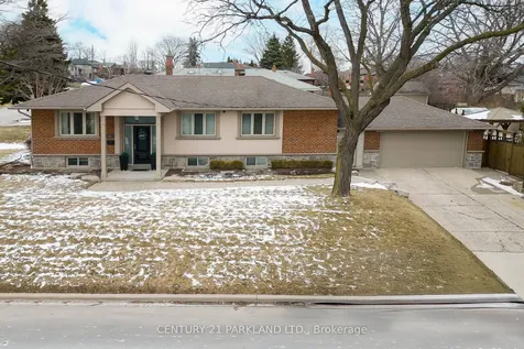 45 Deevale Road Toronto ON M3M 1Z4