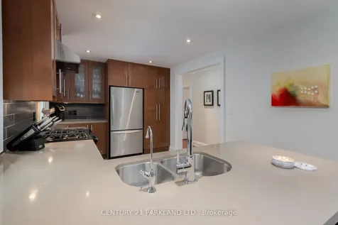 45 Deevale Road Toronto ON M3M 1Z4
