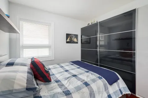 45 Deevale Road Toronto ON M3M 1Z4