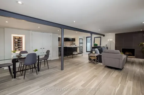 45 Deevale Road Toronto ON M3M 1Z4