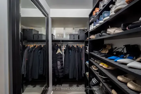 45 Deevale Road Toronto ON M3M 1Z4