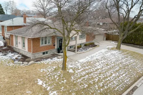 45 Deevale Road Toronto ON M3M 1Z4