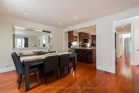 45 Deevale Road Toronto ON M3M 1Z4