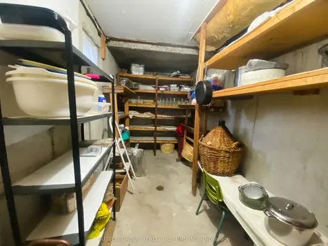 125 Sentinel Road Toronto ON M3J 3G7