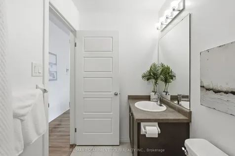 70 Plains Road W Burlington ON L7T 0B6