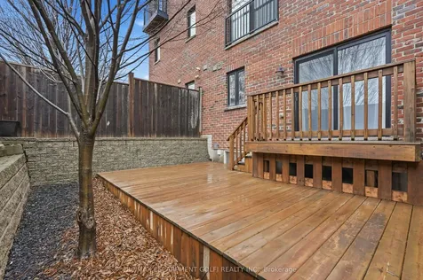 70 Plains Road W Burlington ON L7T 0B6