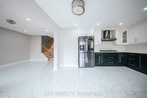 3 Deforest Drive Brampton ON L7A 2Y3