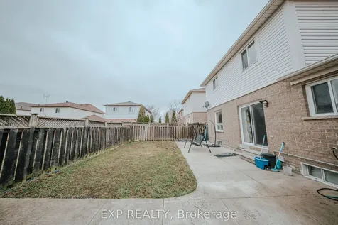 3 Deforest Drive Brampton ON L7A 2Y3