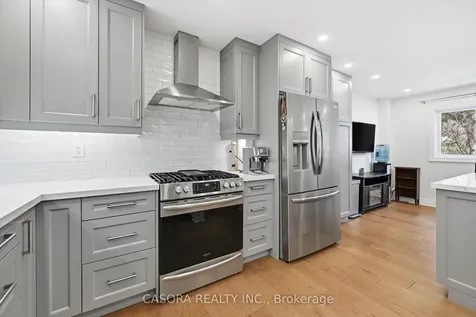 680 Regency Court Burlington ON L7N 3L9