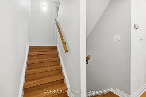 680 Regency Court Burlington ON L7N 3L9