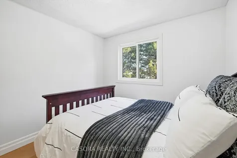 680 Regency Court Burlington ON L7N 3L9