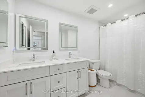 680 Regency Court Burlington ON L7N 3L9