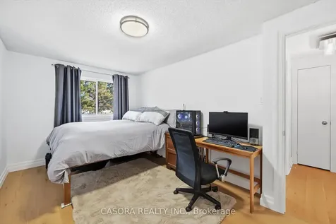680 Regency Court Burlington ON L7N 3L9