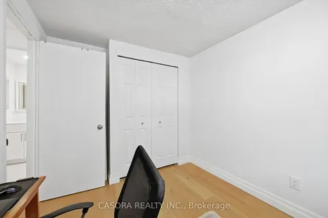 680 Regency Court Burlington ON L7N 3L9