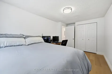 680 Regency Court Burlington ON L7N 3L9