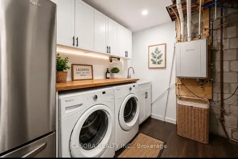680 Regency Court Burlington ON L7N 3L9