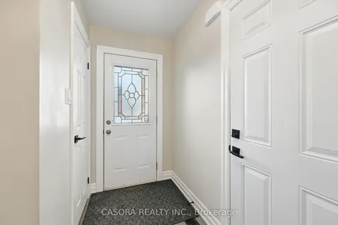 680 Regency Court Burlington ON L7N 3L9