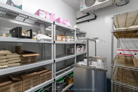 181 Geary Avenue Toronto ON M6H 2C1