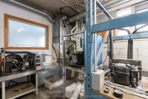 181 Geary Avenue Toronto ON M6H 2C1