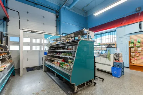 181 Geary Avenue Toronto ON M6H 2C1