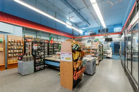 181 Geary Avenue Toronto ON M6H 2C1