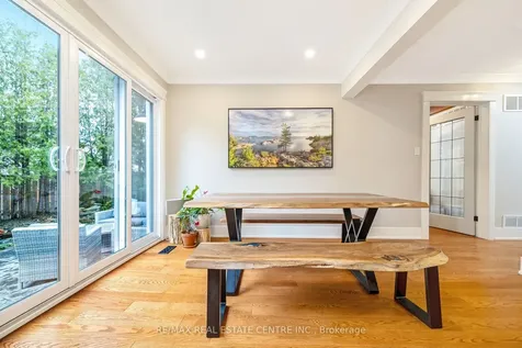 517 Farmstead Drive Milton ON L9T 4N7