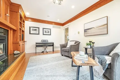 517 Farmstead Drive Milton ON L9T 4N7