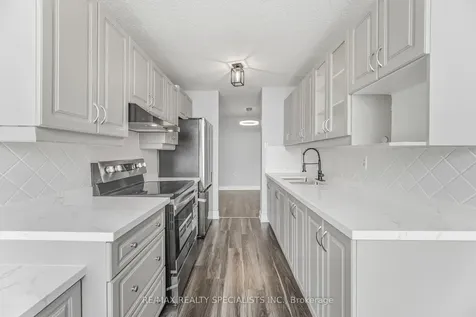 21 Knightsbridge Road Brampton ON L6T 3Y1