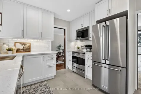 1269 Royal York Road Toronto ON M9A 4C4