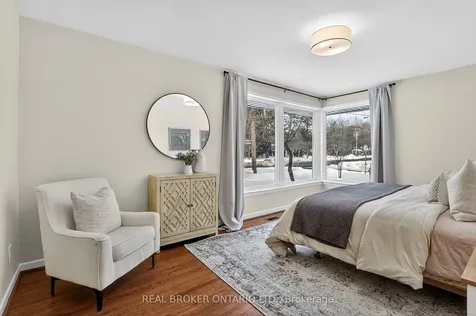 1269 Royal York Road Toronto ON M9A 4C4