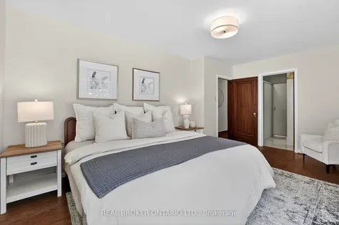 1269 Royal York Road Toronto ON M9A 4C4