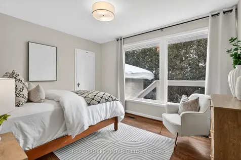 1269 Royal York Road Toronto ON M9A 4C4