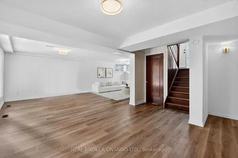 1269 Royal York Road Toronto ON M9A 4C4