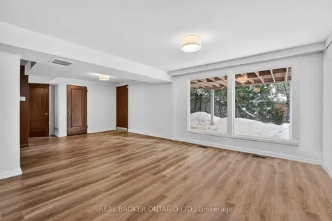 1269 Royal York Road Toronto ON M9A 4C4