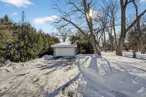 1269 Royal York Road Toronto ON M9A 4C4