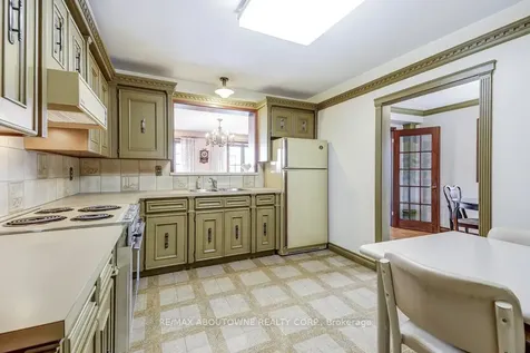 17 Duffield Road Toronto ON M9P 3C8